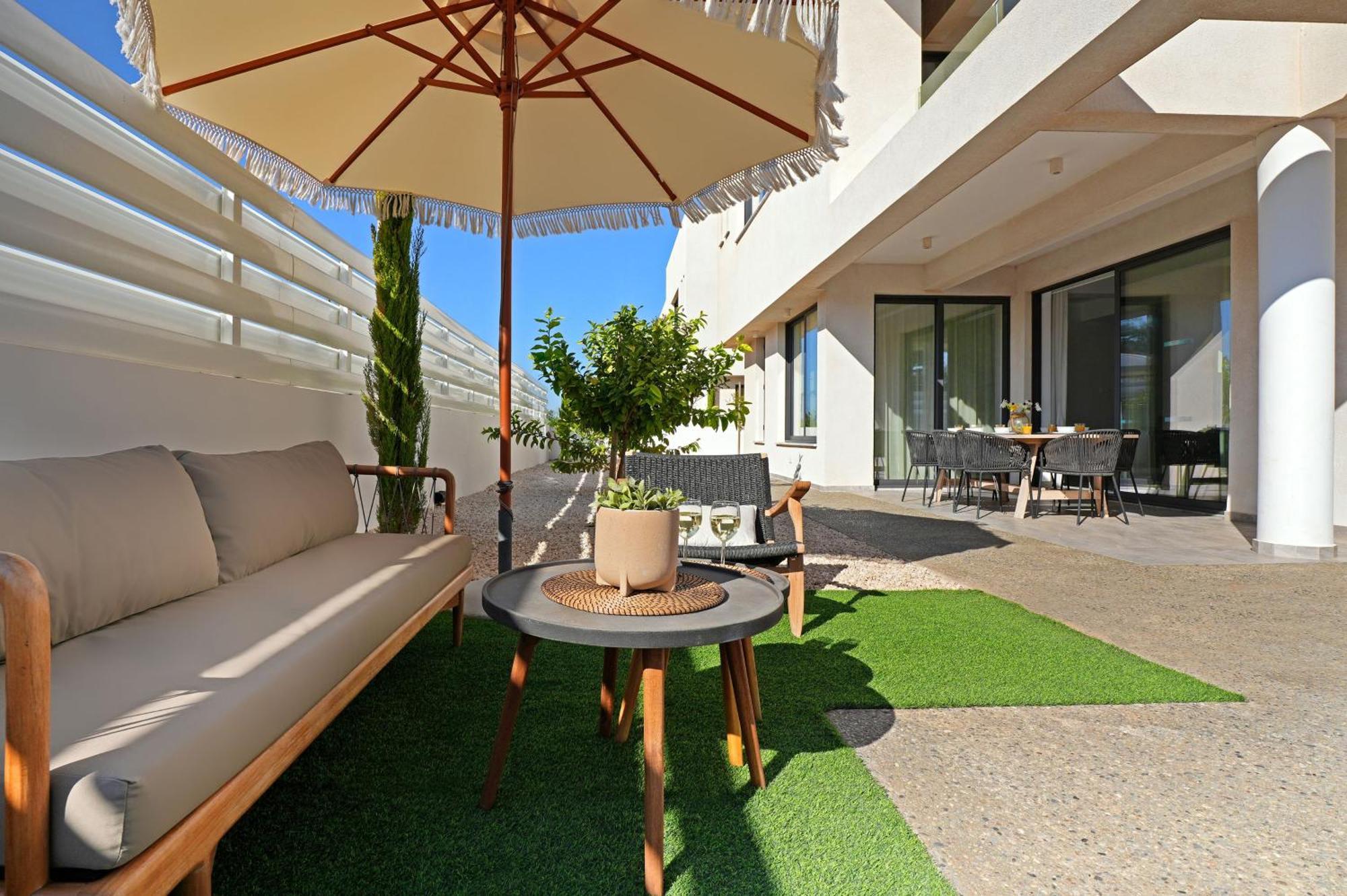 Villa Queen Valentina Protaras Buitenkant foto